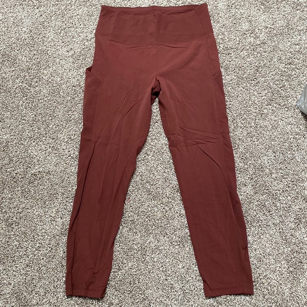 Trekkie hybrid crop tight